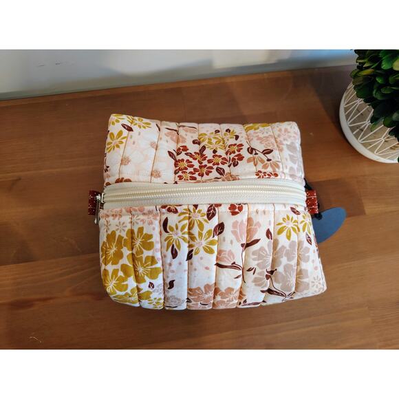 NEW Personalized / Quilted/ Handmade BOXY BAG! DESERT FLORALS / SMALL - Picture 4 of 6